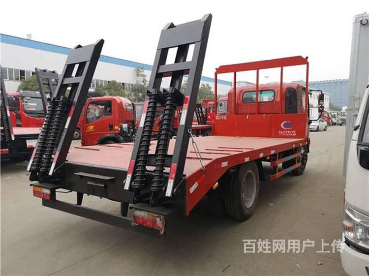 程力国六蓝牌6吨/8吨挖机平板车重汽平板拖车价格