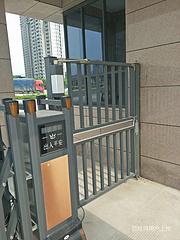 九寨沟伸缩门电动门道闸车牌识别系统安装销售维修