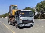 国六重汽豪沃蓝牌平板车　免维护宽体后桥拖挖机稳