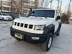 北京BJ40 2015款 BJ40L 2.4 手动