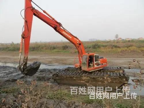 庆元钩机出租公司的图片