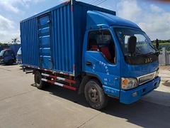 13年江淮4米2车厢，7吨加水车！