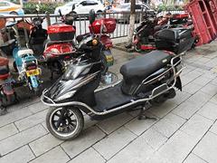 店面出售2手电动车。
