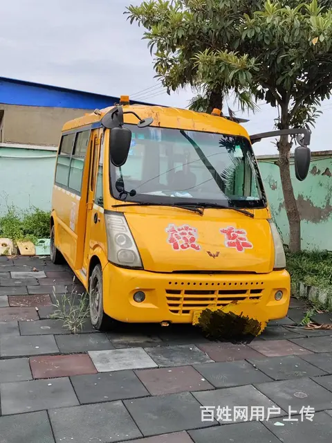 幼儿园专用校车出售的图片