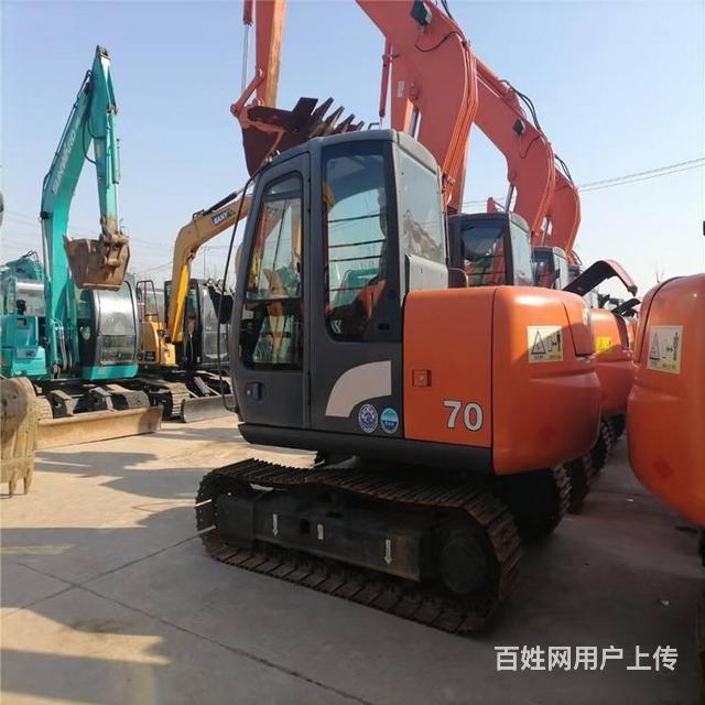 榆林周围二手挖掘机市场 出售二手日立20小挖机的图片
