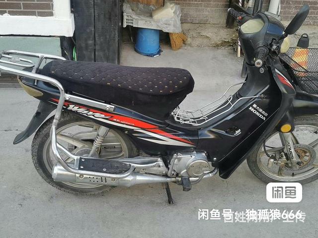 卖弯梁摩托车的图片