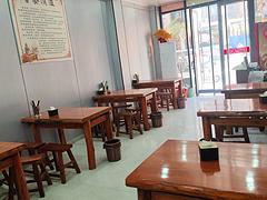 方城实验初中对面早餐店转让