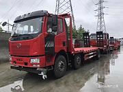 丽水国六解放前四后四平板车180挖掘机拖车厂家直销批发价多少