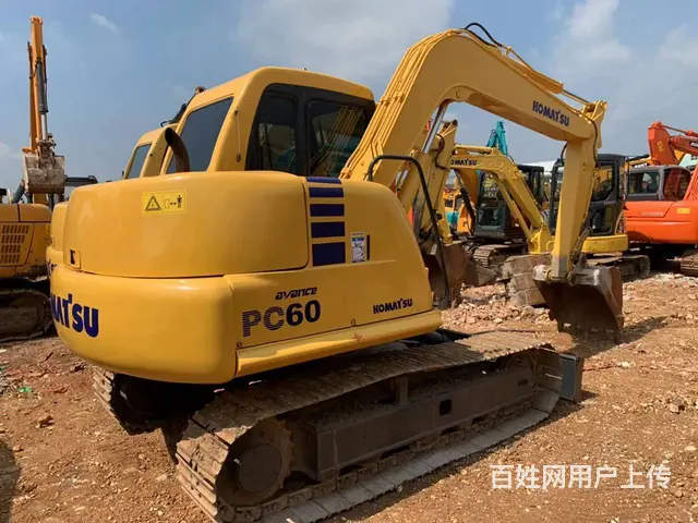 转让二手挖掘机小松60-7车况性能免检精品动力十足的图片