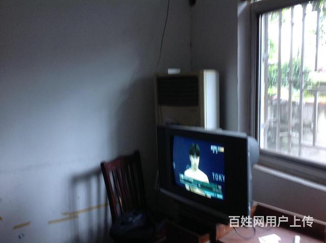 自来水一厂宿舍 普通住宅1厅 中等装修的图片