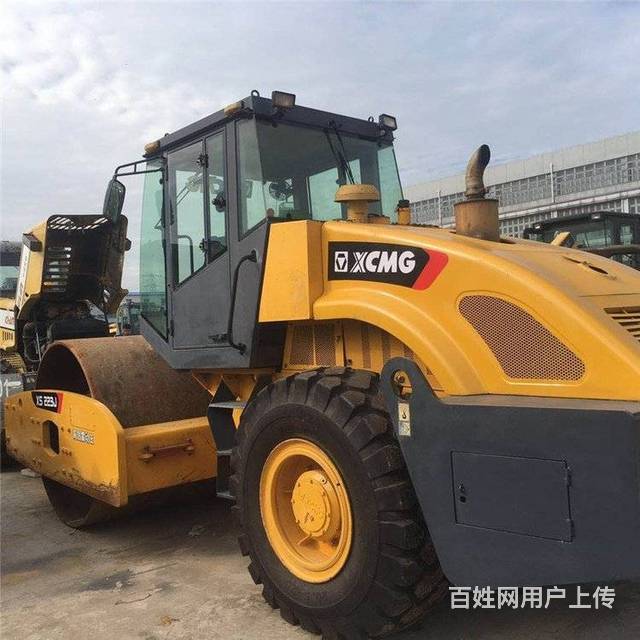 岳阳二手压路机市场 26吨压路机,全液压双驱动的图片