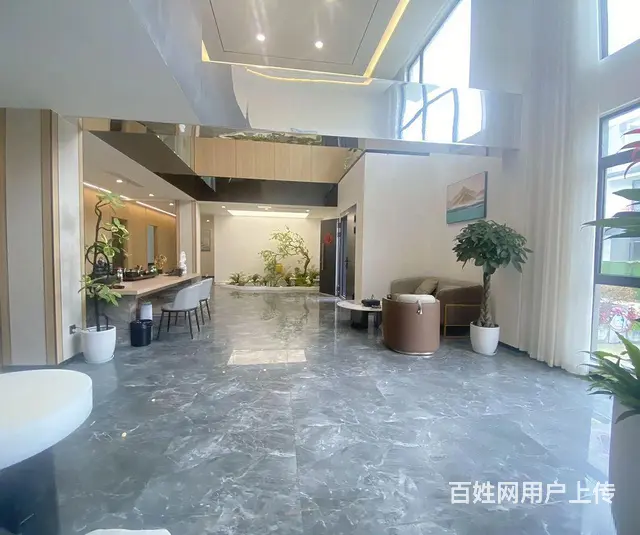带200平院子带露台400平米独栋别墅水电气三通接待会所办公的图片