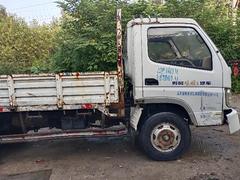 六轮货车