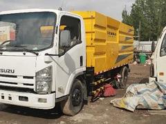 二手道路清扫车带洒水吸尘多功能洗扫车