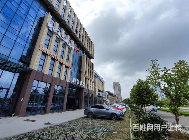 PZJ31653空铺商铺旺铺店铺低价生意转让，行业不限的图片