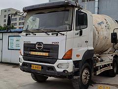 广西南宁横县崇左北海出国四12方三轴日野搅拌车