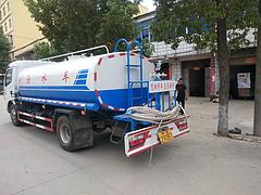 东风国五国六洒水车5吨8吨12吨14吨特价优惠直销