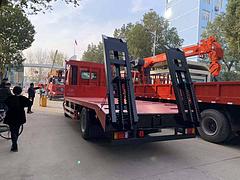 东风柳汽单桥拖板车拖6-15吨挖机平板拖车全国分期