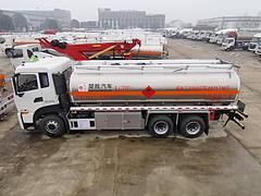 东风天龙 油罐车 国6