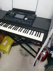 电子琴