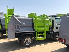 小型蓝牌餐厨垃圾车6万起包上户
