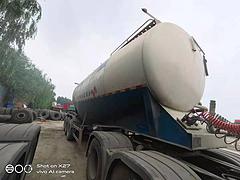 38-45立方粉粒物料运输车，散装水泥运输车