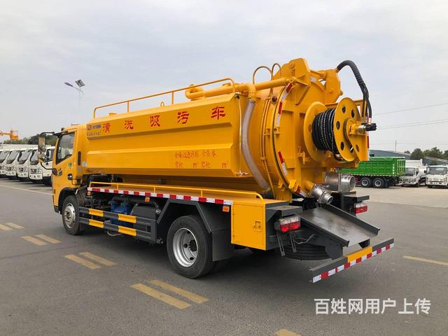 东风多利卡清洗吸污车12.5方管道疏通清淤的图片