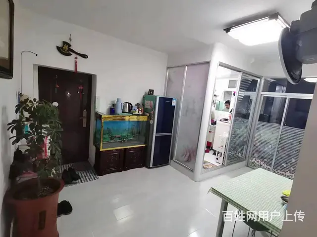 西芬荣光小区 普通住宅 简单装修 双半径的图片