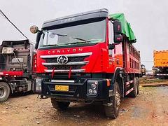 国五 红岩杰狮 后八轮 自卸车 390马力