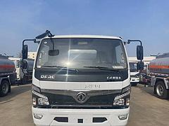 东风福瑞卡8吨油罐车 新型运油车结构合理 现车实价
