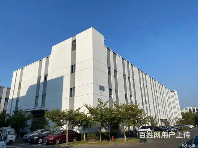 个人诚意出售，底楼9米高，二楼4.5米高，合计1760平。全的图片
