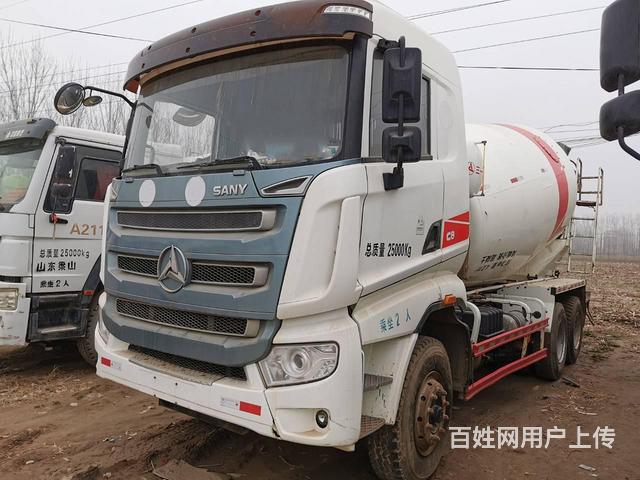 18年二手三一搅拌车 大12方 336马力 后八轮的图片