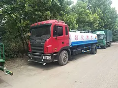 二手洒水车/油罐车/雾炮车/消防车挖机托盘出售出租