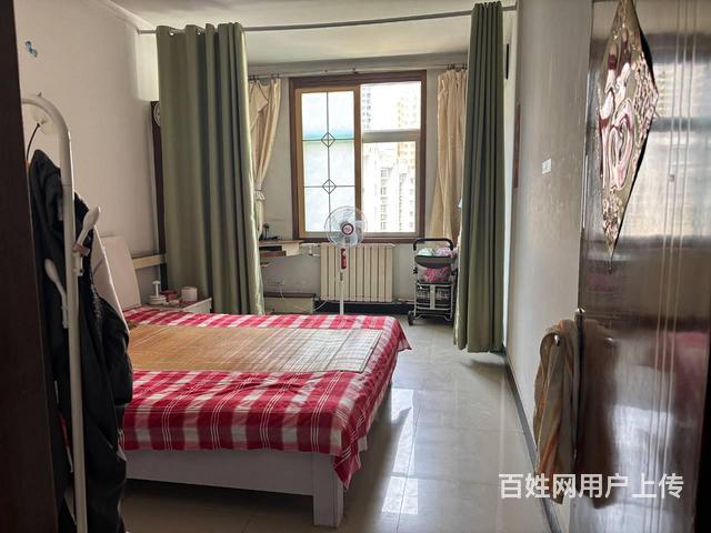 佳源小区 普通住宅 简单装修的图片