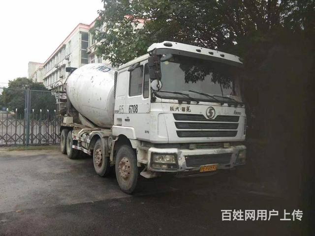 高价买卖二手搅拌车二手水泥搅拌车 二手混凝土搅拌车的图片