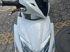 本田踏板摩托车