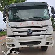 张掖二手豪沃搅拌车 大20方 瑞江上装 前四后八