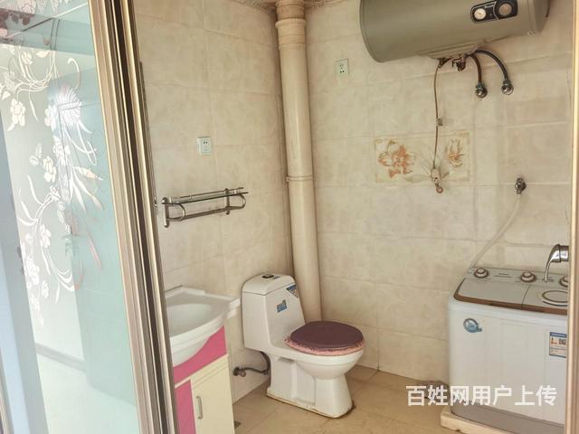高层电梯楼的图片