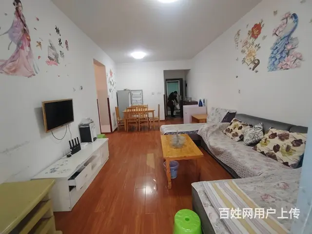 房东直租龙泉沃尔玛精装套三的图片