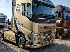 沃尔沃 牵引车 车况原版  国五