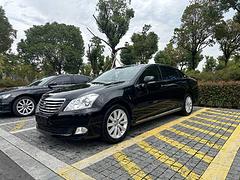 丰田 皇冠 2010款 2.5 手自一体 Royal 真皮导