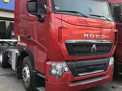 国五纯新车豪沃T7牵引车 包牌包税包提档