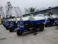 驻马店小型时风五征单缸三轮抽粪车 自带高低速吸粪车