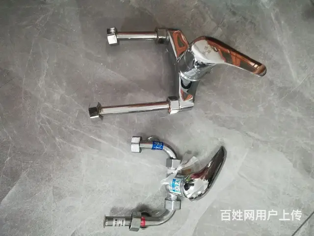 电热水器混水阀的图片