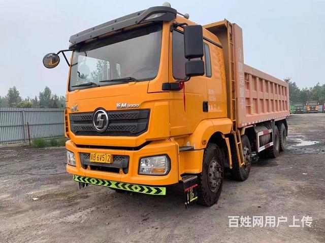 8米轻型德龙m3000前四后八自卸车