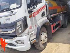 平顶山户，2022年12月份，东风华神8吨油罐车