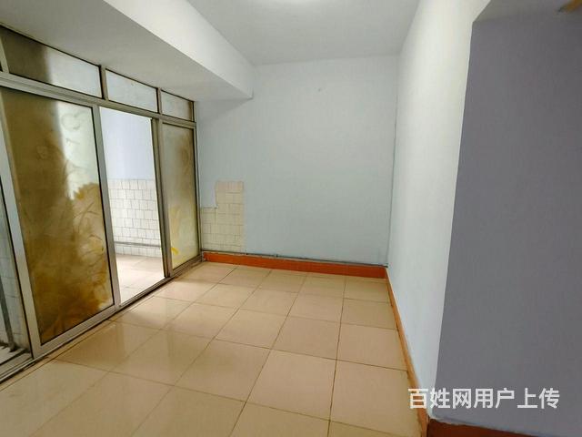 稷下南三楼 64平，26万的图片