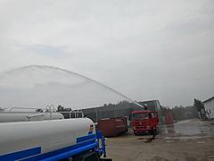 东风国五国六洒水车5吨8吨12吨14吨特价优惠直销