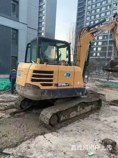 精品库存三一60 二手挖机 原厂质保  可按揭的图片