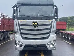 个人急售高配精品欧曼冷藏车，国6